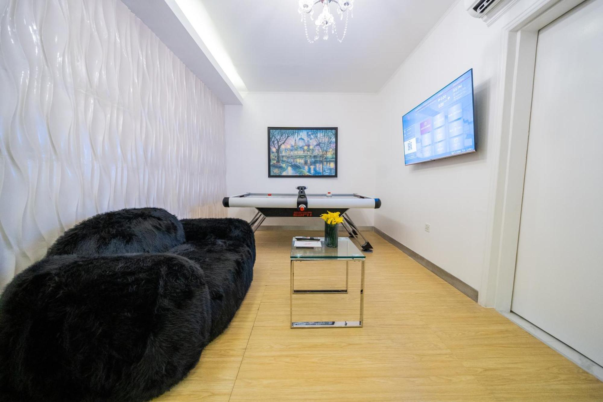Luks Lofts Hotel & Residences Батангас Экстерьер фото